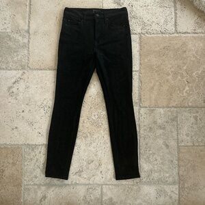 Mother High Waisted  Looker Jean Black Sueded Size 25